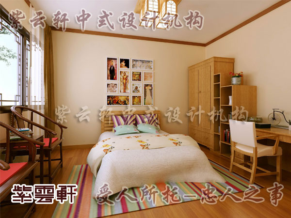 中式红木家具在宣明典居卖场墙上被一一列出