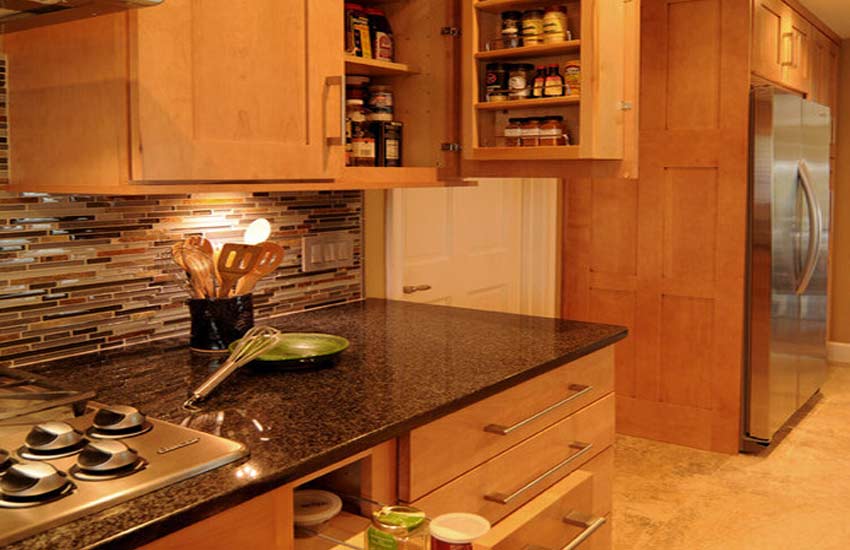 设计师如何利用中式装修打造开放式现代厨房