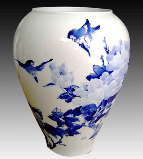 中国传统瓷器的主流品种之青花瓷的技法与元素