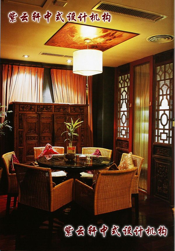 茶馆中式装修-包间：好友小聚，家人座谈，幽静的氛围